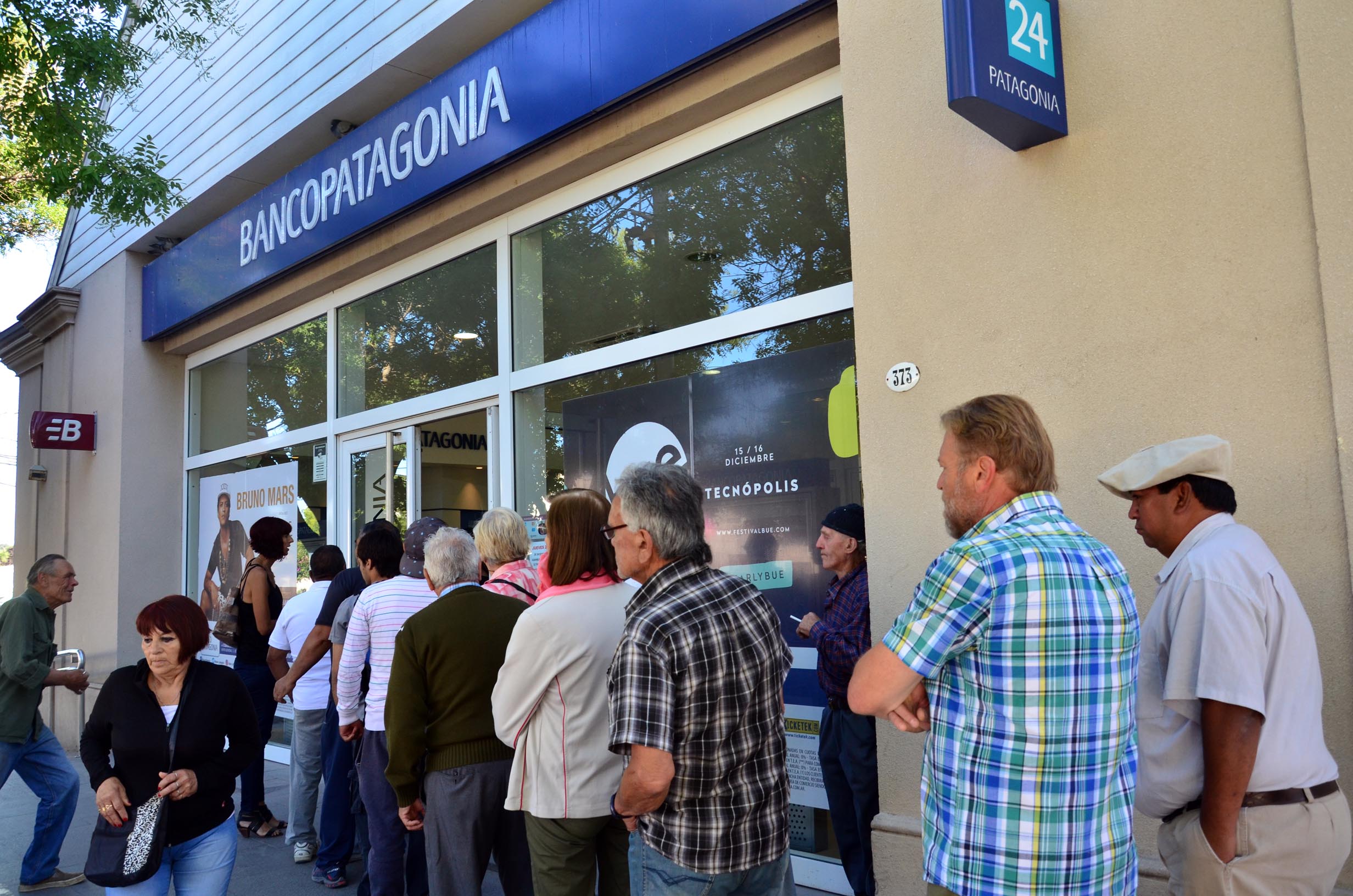 No habrá cambio de horarios en los bancos de Río Negro