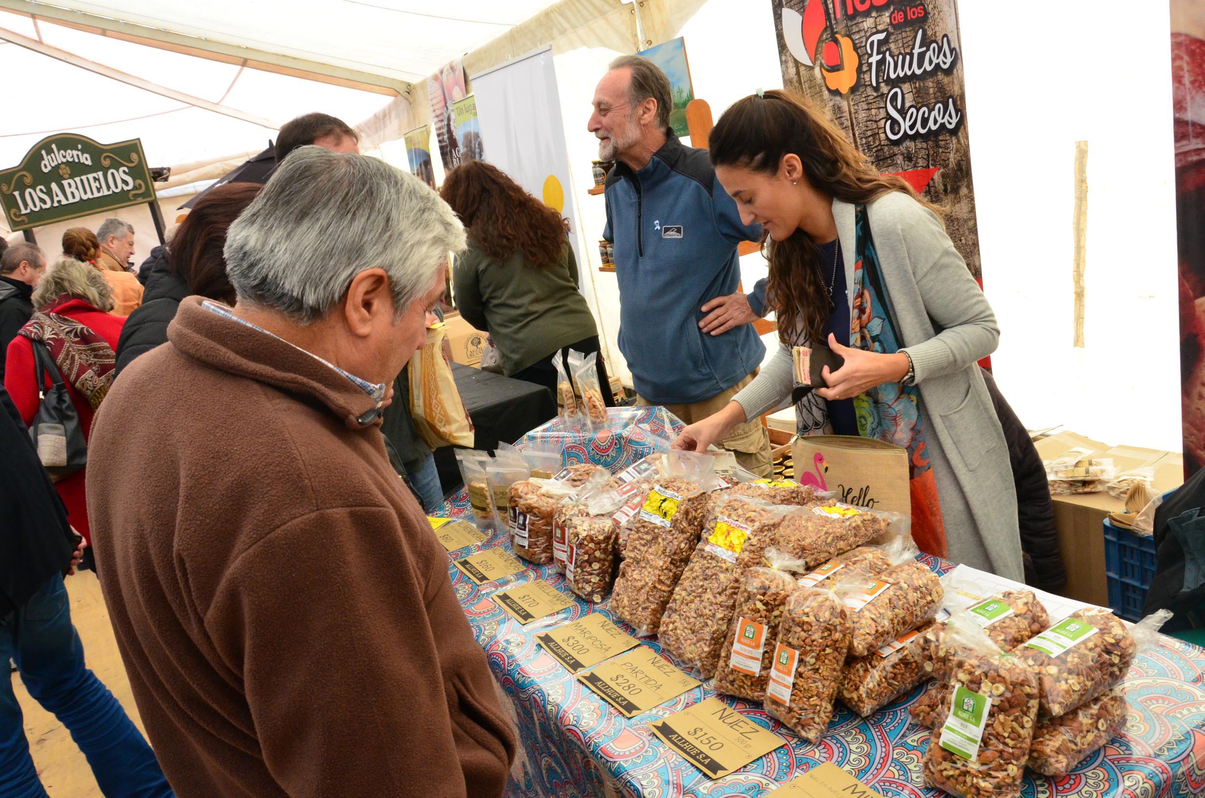 Este viernes comienza una nueva edición de la fiesta provincial de los frutos secos. Foto: Marcelo Ochoa