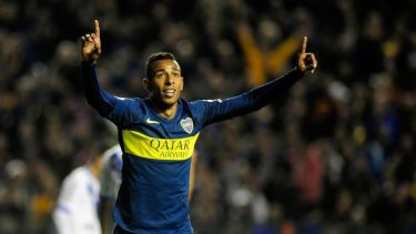 Villa está en un gran presente en el Xeneize y el DT lo puso a la altura del crack francés.
