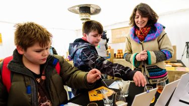 La globa de Experiencia de Sabores estará abierta viernes y sábado, de 10 a 17. (Gentileza).-