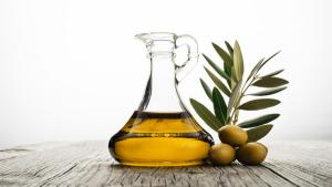 Cuatro formas de aromatizar el aceite de oliva