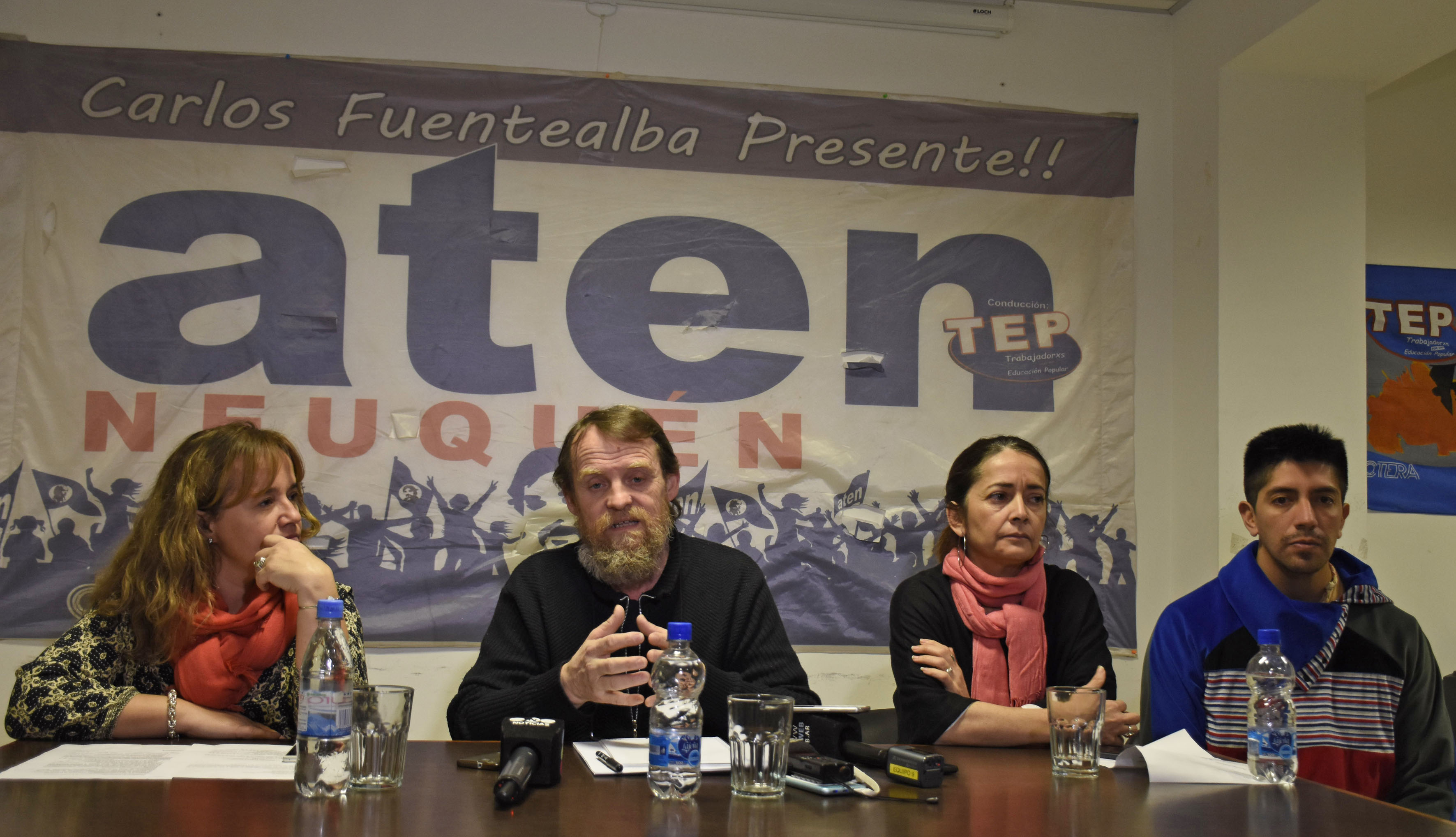 El gremio docente realizó una conferencia de prensa.  Foto: Florencia Salto