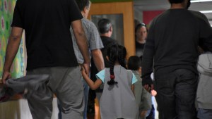 Denuncian demoras en las causas que involucran a niños excluidos del hogar