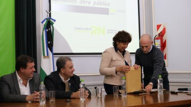 Se abrieron los sobres de la obra de ampliación del Instituto de Formación Docente de Bariloche. (foto: Gentileza)