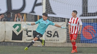 Caprio perdió la titularidad con Crespo y no seguirá. (Foto: Archivo)