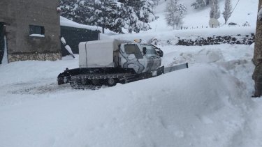 Corte de luz: irán hasta la falla que afecta a Aluminé con un vehículo especial
