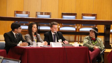 Los tres alumnos cursan los últimos años de Abogacíaen la Universidad de Buenos Aires.