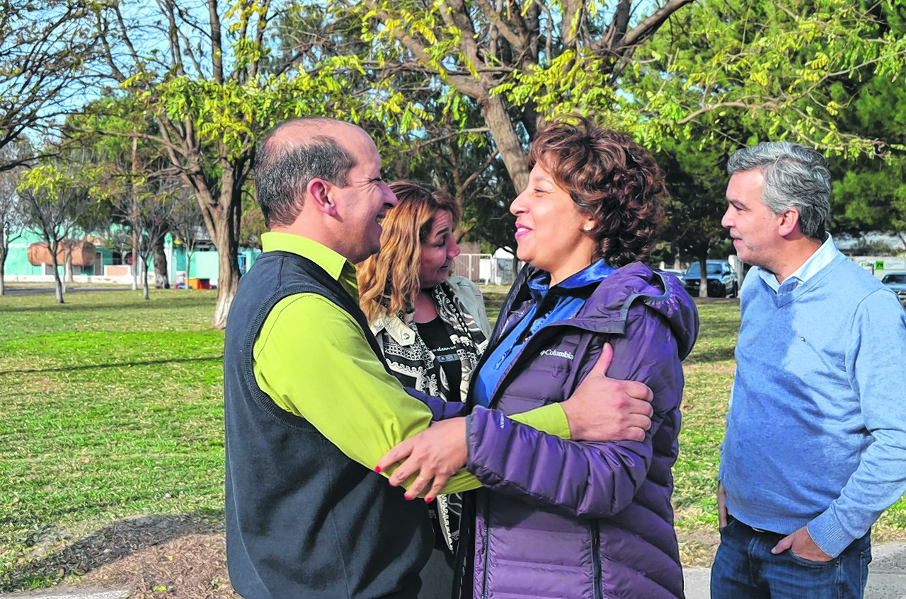 En campaña, Carreras focalizada en los comisionados. Fue a San Javier por Javier Garavaglia. Foto: Gentileza