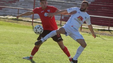 Eber no se achica y viene de hacer tridente con Jeldres y Villa. (Foto: Oscar Livera)