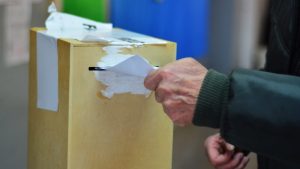 Cerraron los comicios en 15 municipios de Río Negro