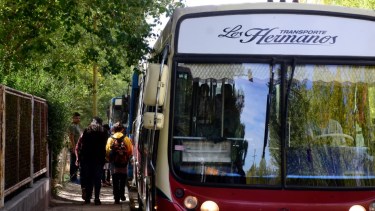 Transporte escolar en Roca: otra vez el servicio de «Los Hermanos» en la mira