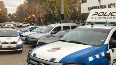 Los detenidos fueron trasladados a la sede del Departamento de Seguridad Personal. 