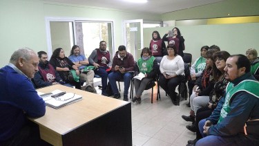 El ministro y la conducción de ATE se reunieron esta mañana en Roca.