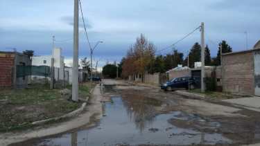 Los reclamos por desbordes cloacales no cesan en Roca