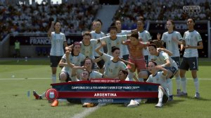 ¿Jugamos un FIFA con las pibas?