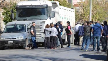 La condenaron por homicidio el miércoles y el jueves cortó la tobillera y se escapó