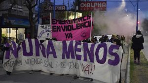 Ni una menos: convocan a marchar el 3J contra la violencia hacia las mujeres, en Roca