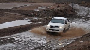 Restringen el tránsito de camiones en la Ruta 23 y piden usar cadenas entre Bariloche y El Bolsón