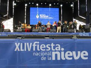 Los espectáculos centrales de la edición 2022 de la Fiesta Nacional de la Nieve 2002 se desarrollarán en el Centro Cívico de Bariloche. (foto de archivo)