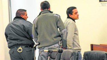 Abel Eskers sale esposado tras escuchar a los jueces. Foto: Florencia Salto.