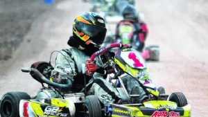 Karting con caja: se vive la cuarta fecha en el Anfiteatro