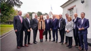 Pichetto se reúne esta tarde con Vidal por la estrategia electoral de Buenos Aires