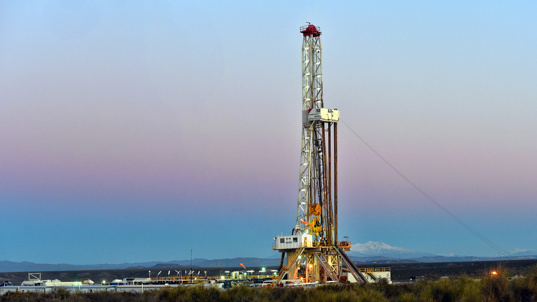 ExxonMobil construirá un oleoducto para el transporte del petróleo del norte de Vaca Muerta. 