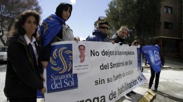 Trabajadores del Sanatorio del Sol siguen sin cobrar y la solución no aparece