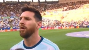 En el Maracaná, Messi cantó por primera vez el himno junto a la selección