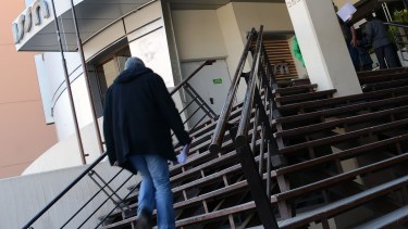 Con la suba del coseguro de ISSN, piden denunciar a médicos que cobren de más