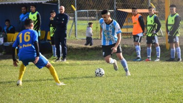 Dichiara marcó los tres goles para Sol de Mayo. Gentileza: Sol de Mayo.