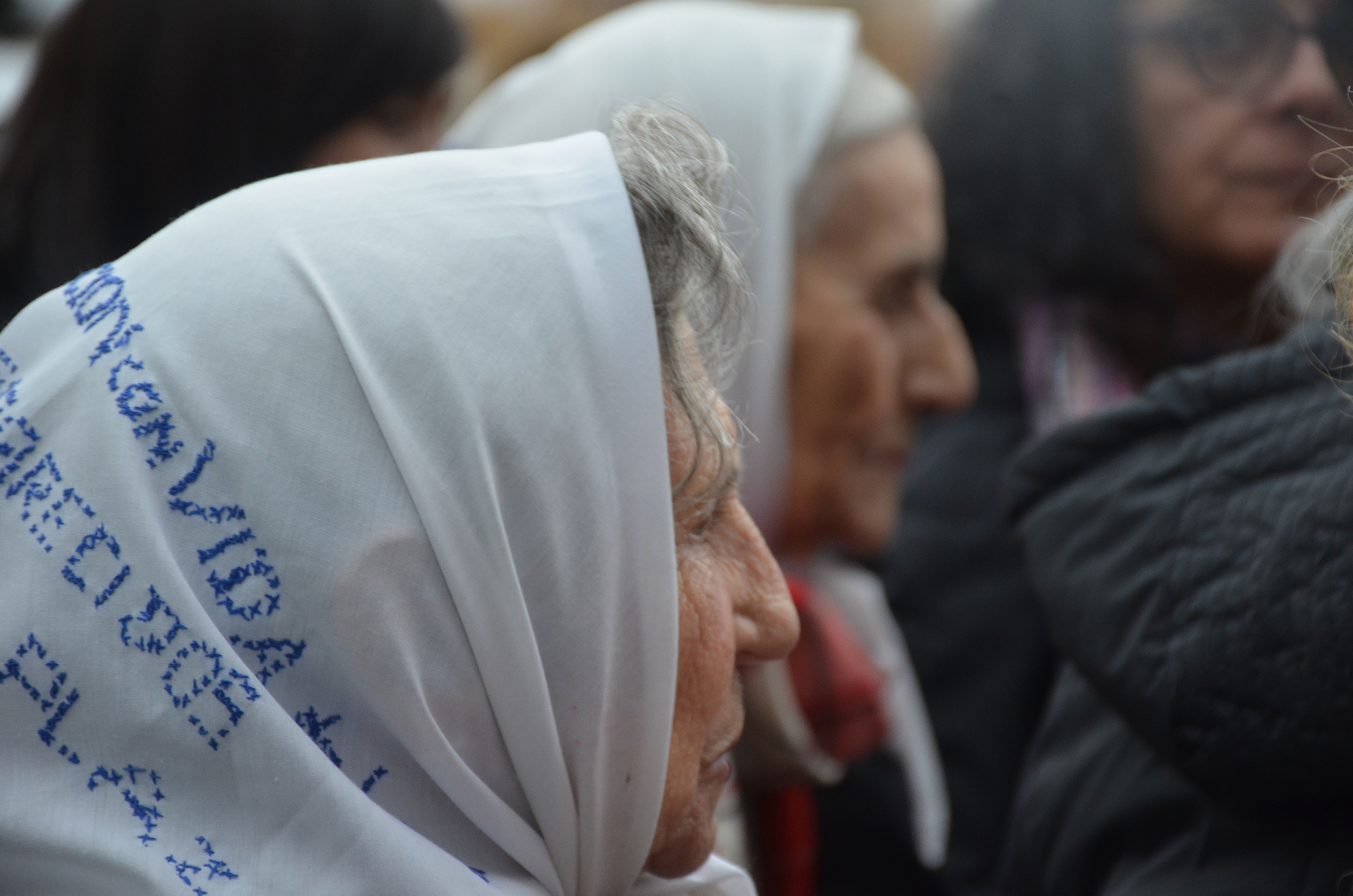 Las Madres de Plaza de Mayo de Neuquén criticaron el Servicio Cívico Voluntario. (Foto archivo: Yamil Regules)