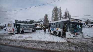 El secretario de Servicios de Bairloche aseguró que aguardan la apertura de calles y se intenta no complicar el servicio de transporte urbano. Foto: archivo