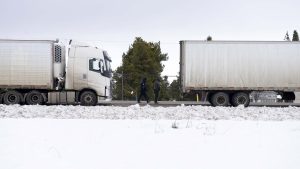 Nieve en la cordillera: extrema precaución en la ruta 40 y restricciones en la 23 y 237