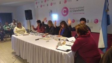 Salvo Marcela Linhardo, todos los concejales votaron para que sea aprobada la actualización en las asignaciones. Foto: Gentileza