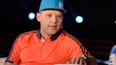  "Quiso esquivar algo que se le cruzó" relataron. La camioneta Honda CRV blanca se despistó en la banquina.   