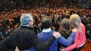 Alberto Fernández en Mar del Plata: «La opción es entre los que endeudan y los endeudados»