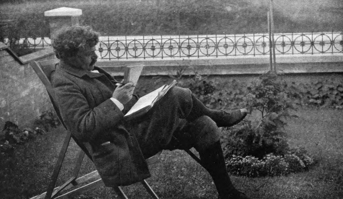 Gilbert Keith Chesterton, escritor y periodista británico, creador del Padre Brown.