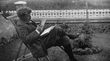 Gilbert Keith Chesterton, escritor y periodista británico, creador del Padre Brown.