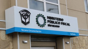 Investigan la muerte de un hombre apuñalado en Bariloche