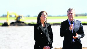 El gobierno arranca la campaña con apuesta a polarizar