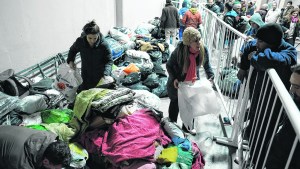 «Un abrigo para mi vecino», la campaña solidaria que lanzó Fundación CAIC en Roca