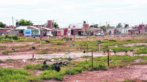 Insisten para que aparezcan más lotes sociales ante el déficit en Viedma