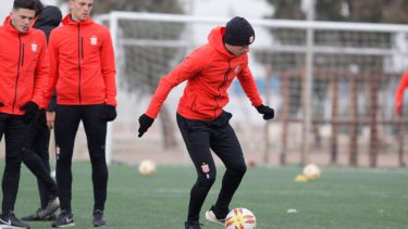 El León llegó a Neuquén el jueves por la noche. (Foto: @EdelpOficial)