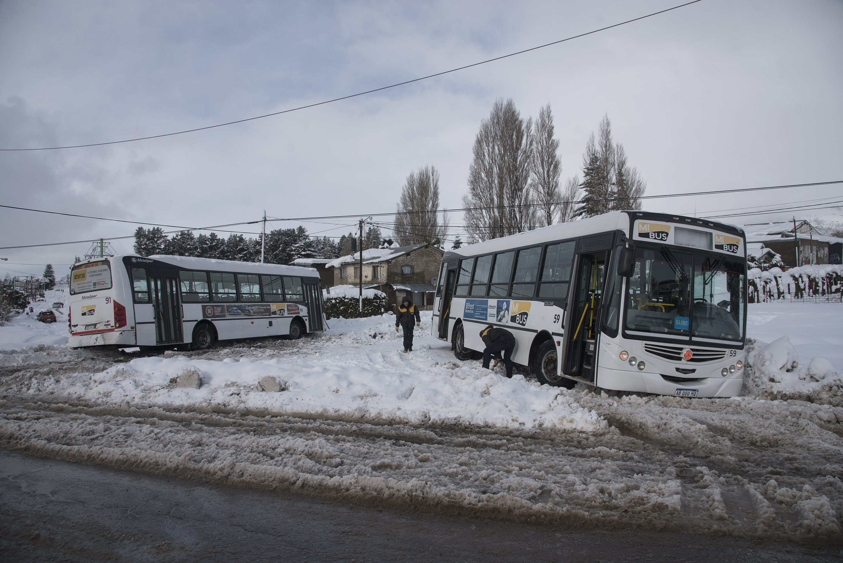 La empresa Amancay SRL (Mi Bus) presta desde el 1 de enero de 2017 el servicio de transporte público de pasajeros en Bariloche y pide subir el boleto a 132 pesos. (foto archivo) 