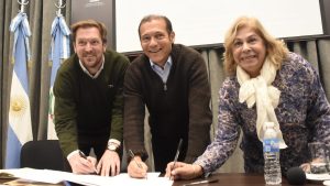 Estafa con planes sociales: cuándo y cómo fueron otorgadas las tarjetas de débito