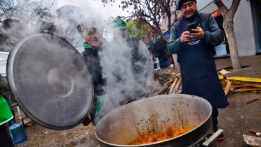 Se realizarán ollas populares en reclamo al gobierno de Milei y contra el DNU y Ley Ómnibus. (Archivo).-