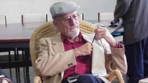 Murió el poeta cubano  Roberto Fernández Retamar