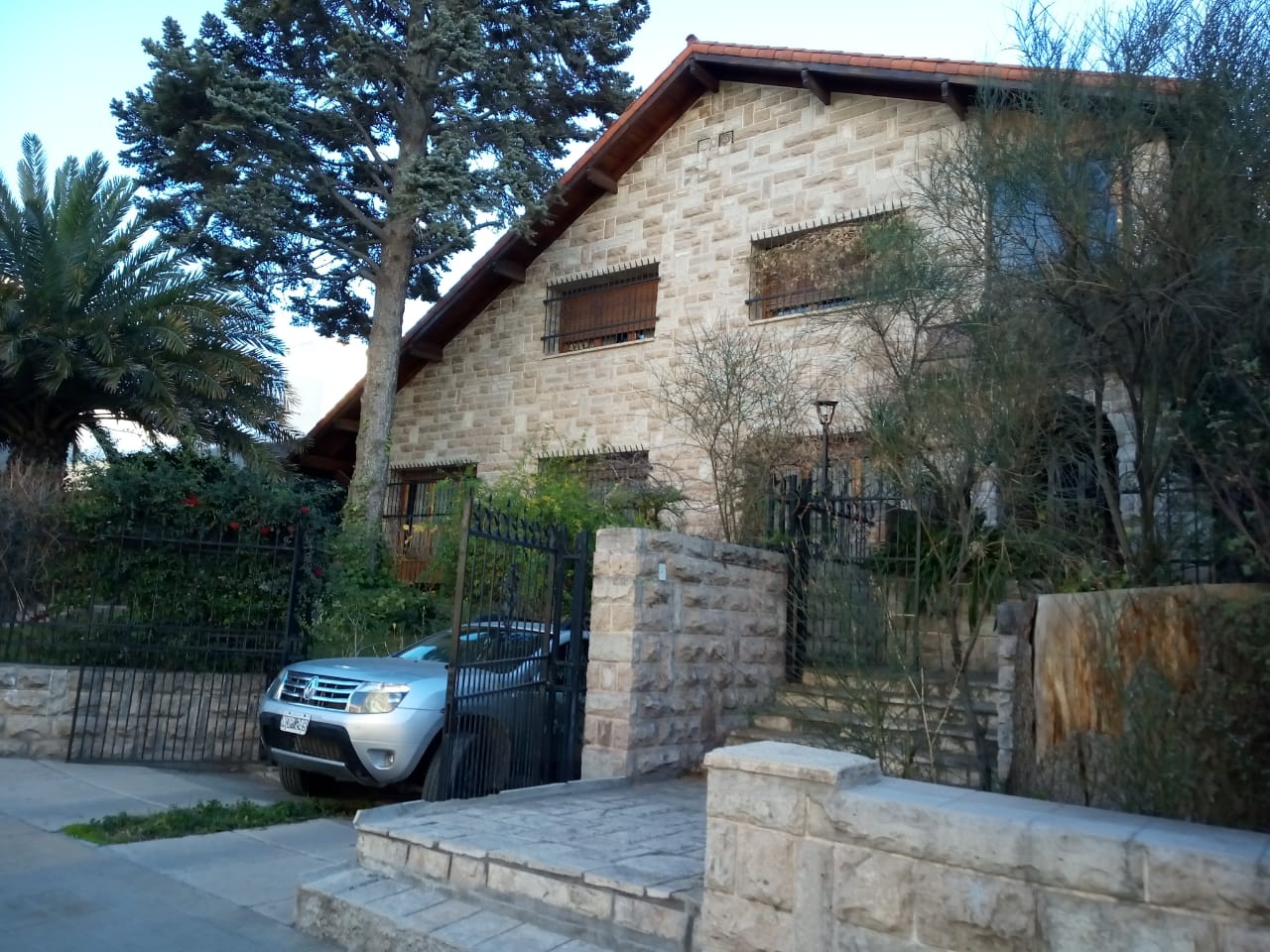 La casa de Felipe Sapag será un colegio secundario