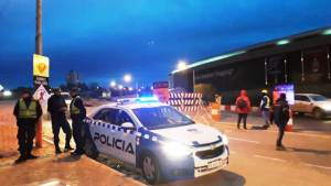 Despliegue policial para evitar protestas en la obra de un lujoso hotel